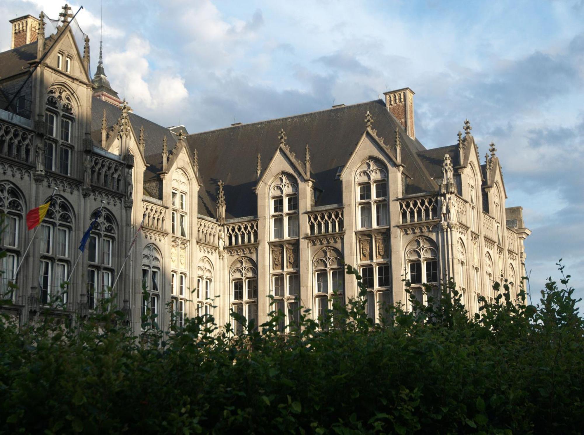 Hotel Bonjour Pierreuse Lutych Exteriér fotografie